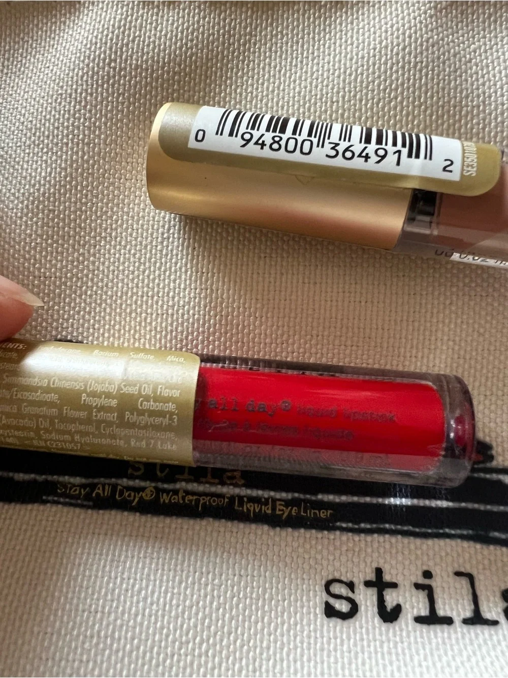 Stila Cosmetic Bag w/ Mini Red Liquid Lipstick, Mascara & Liquid Eyeshadow